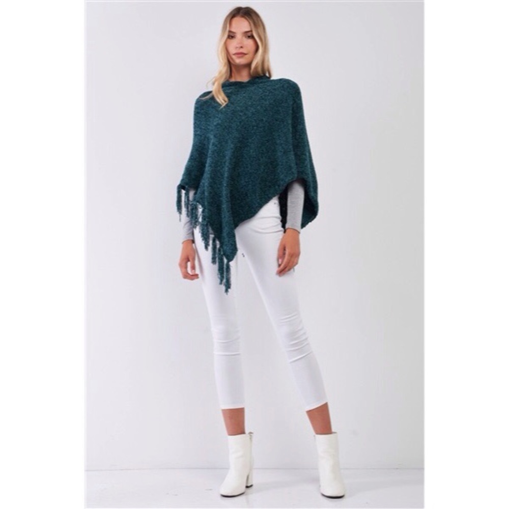 GREEN CHENILLE KNIT PONCHO - Picture 3 of 4